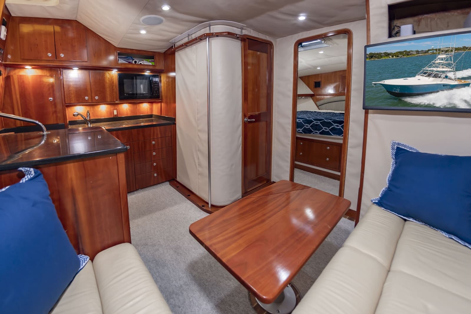 2004 Albemarle 410 Express - Photo 33