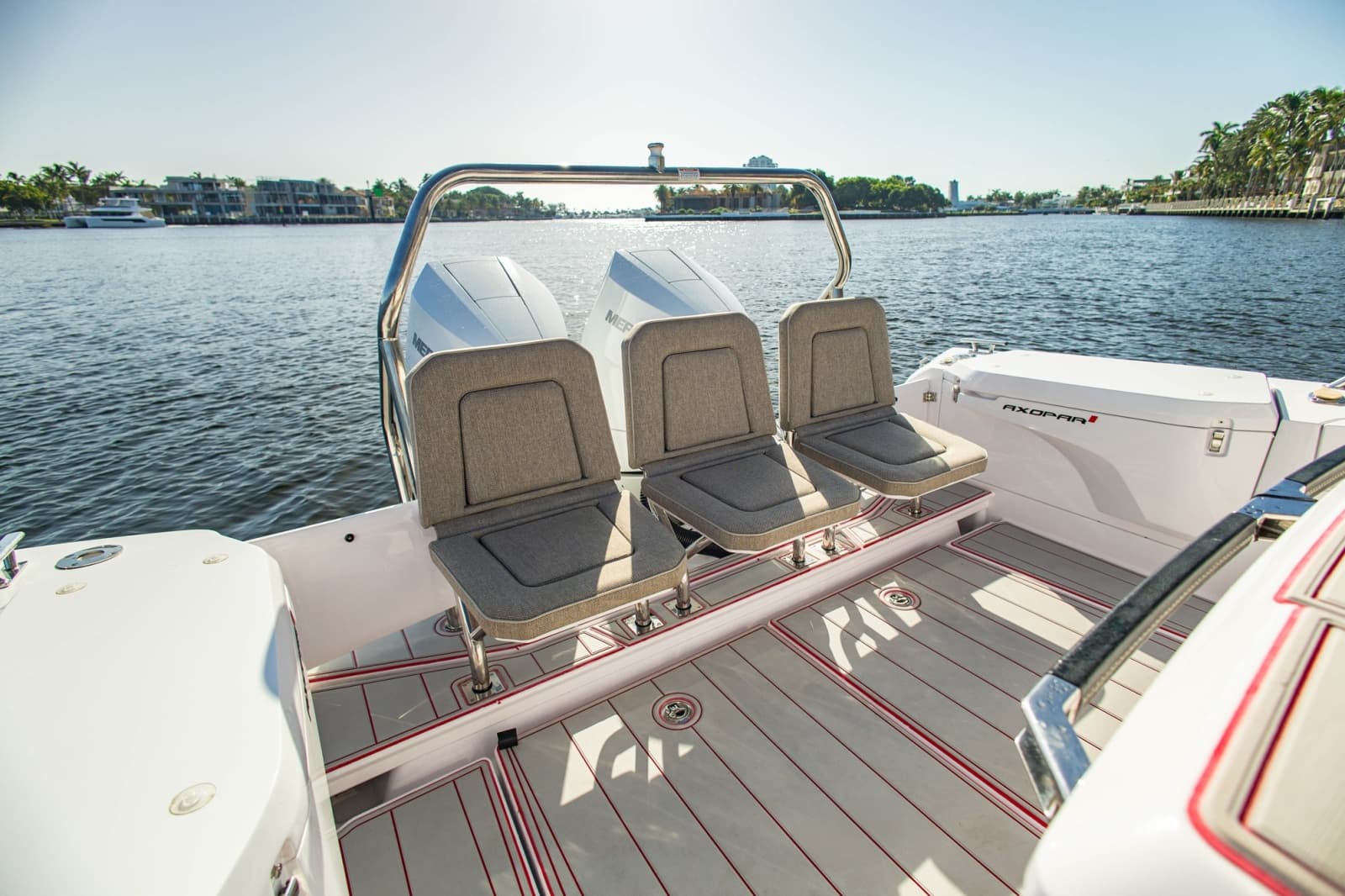 2025 Axopar Sun Top - Photo 15