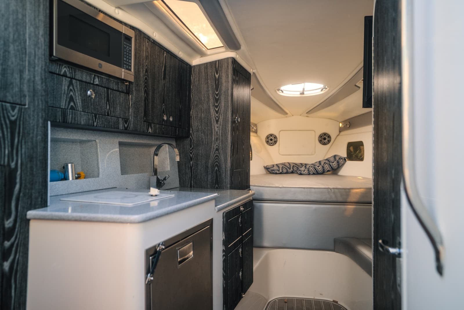2019 Concept 44 Cuddy Cabin - Photo 41