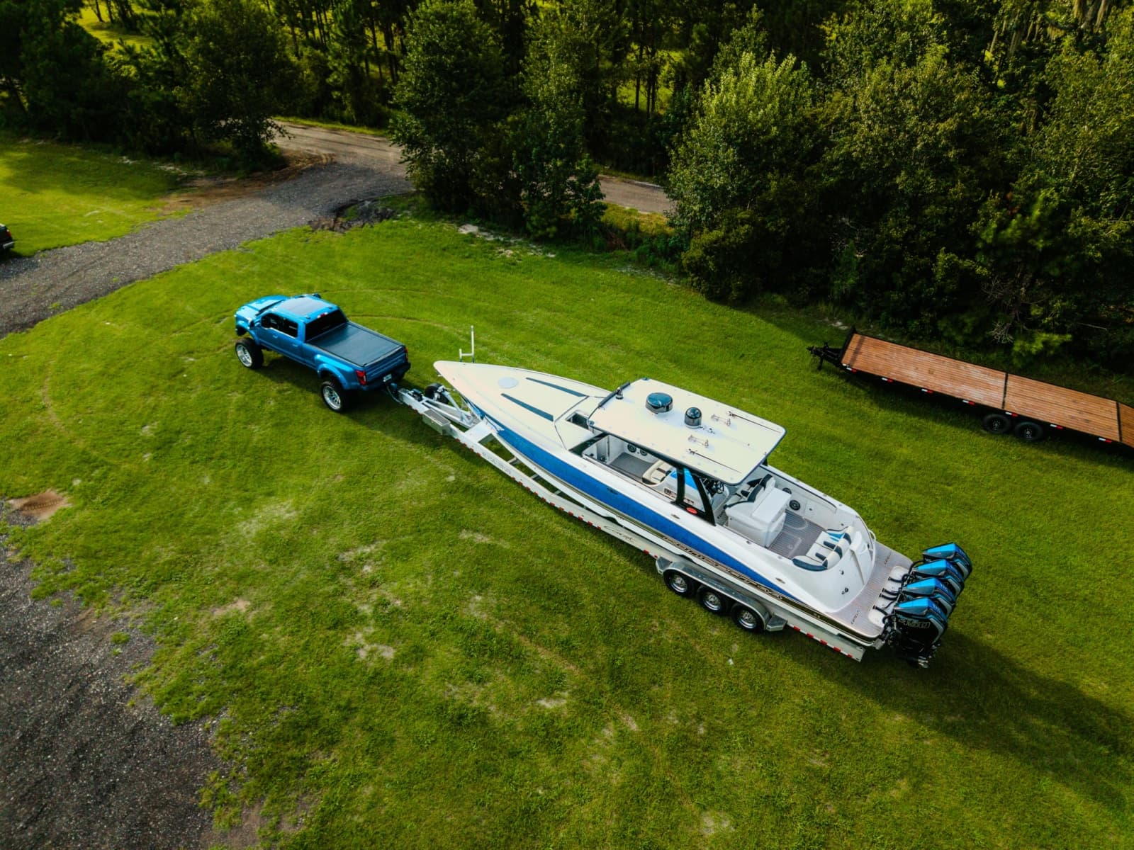 2019 Concept 44 Cuddy Cabin - Photo 3