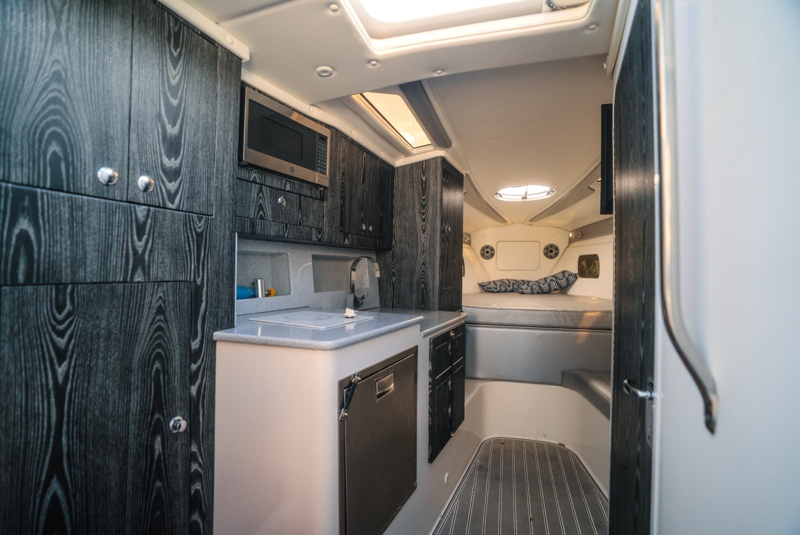 2019 Concept 44 Cuddy Cabin - Photo 40