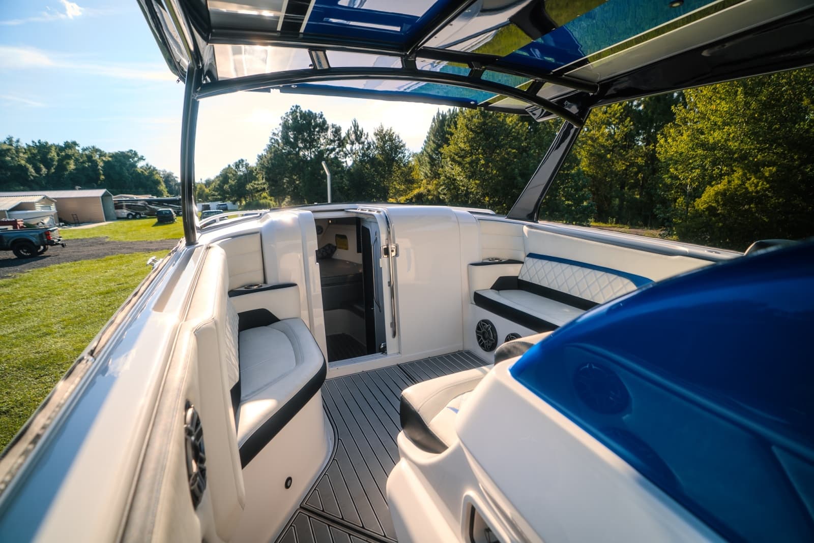 2019 Concept 44 Cuddy Cabin - Photo 43