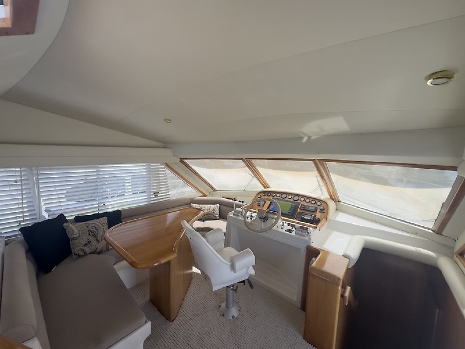 2001 Navigator 5300 Classic - Photo 30