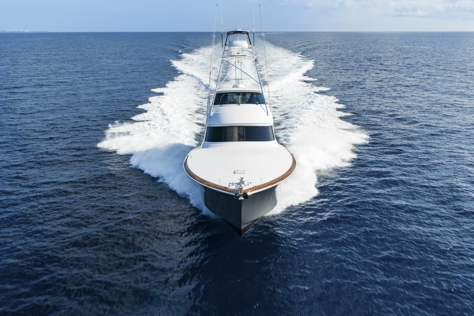 2026 Viking 82 Enclosed Bridge - Photo 6
