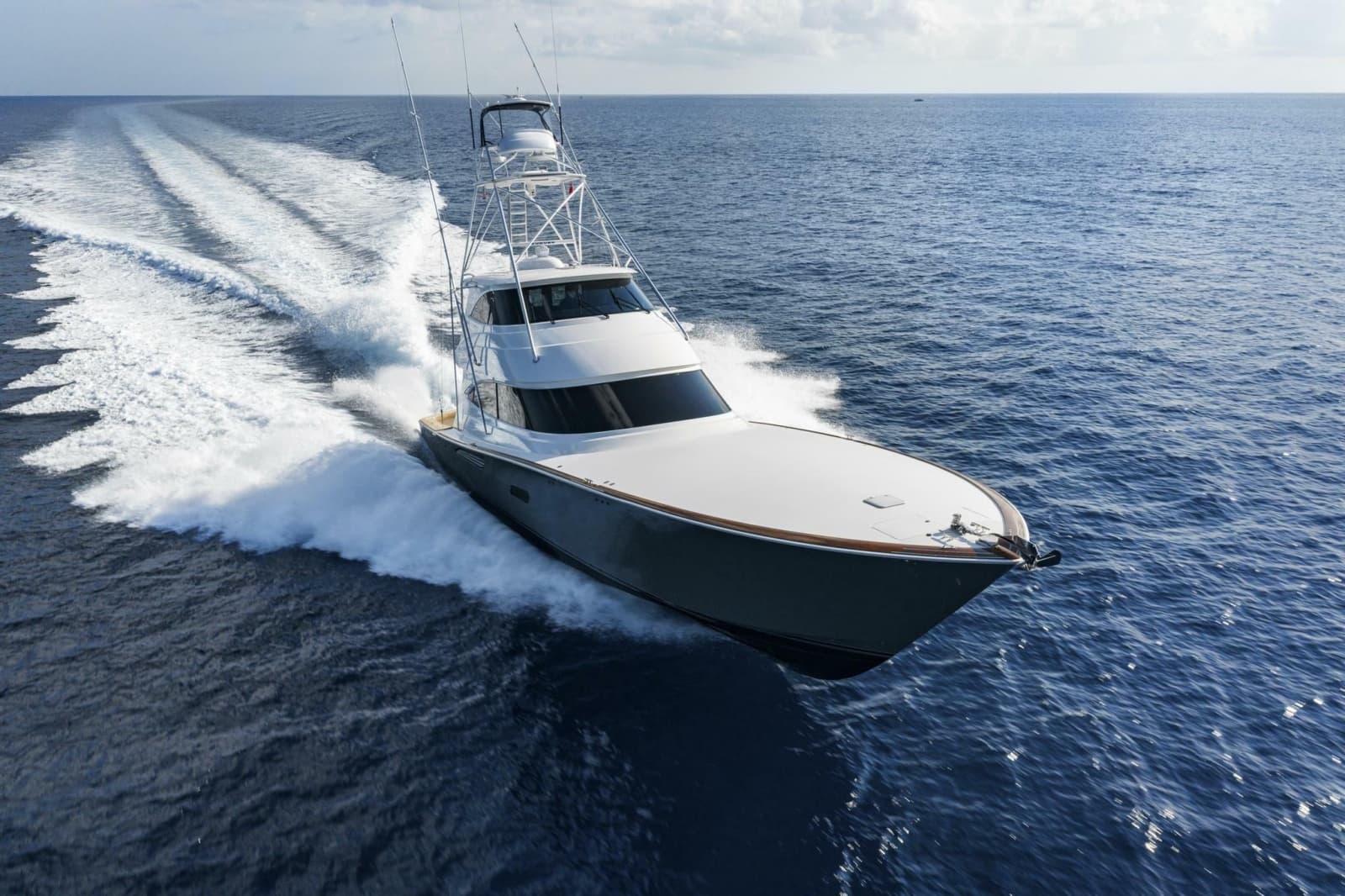 2026 Viking 82 Enclosed Bridge - Photo 7