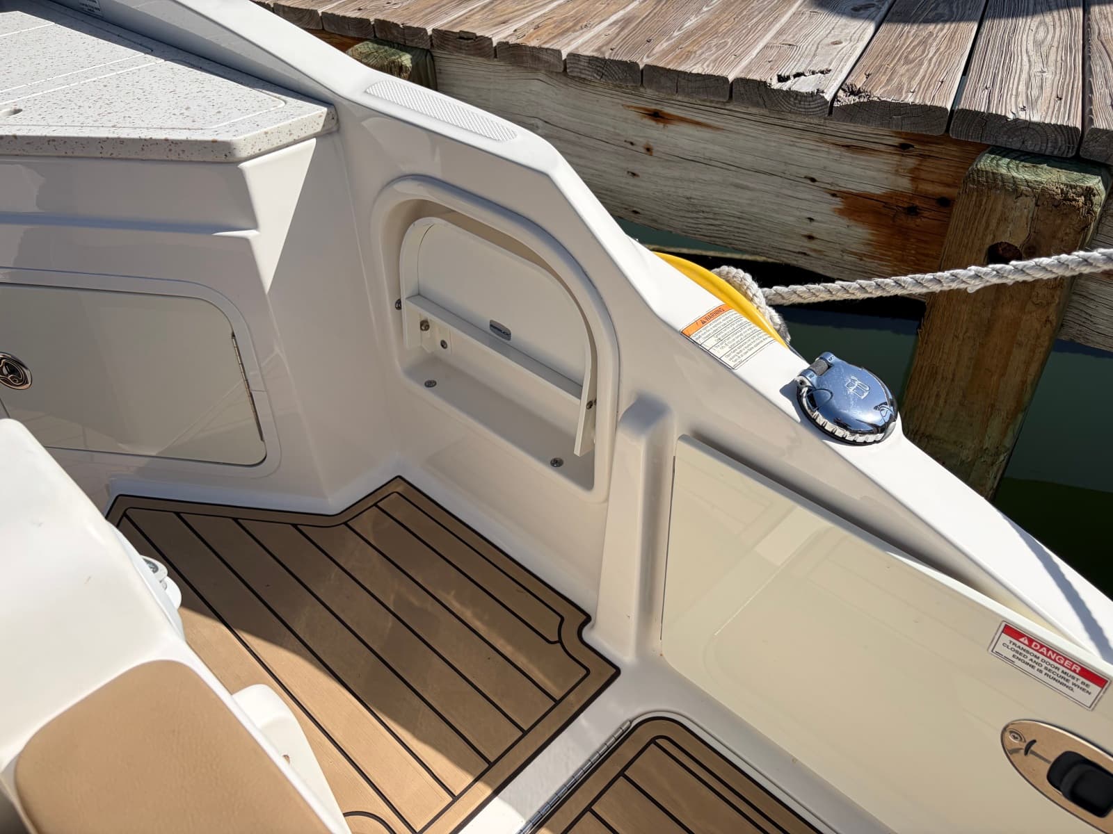 2021 Sea Ray 290 SDX - Photo 18