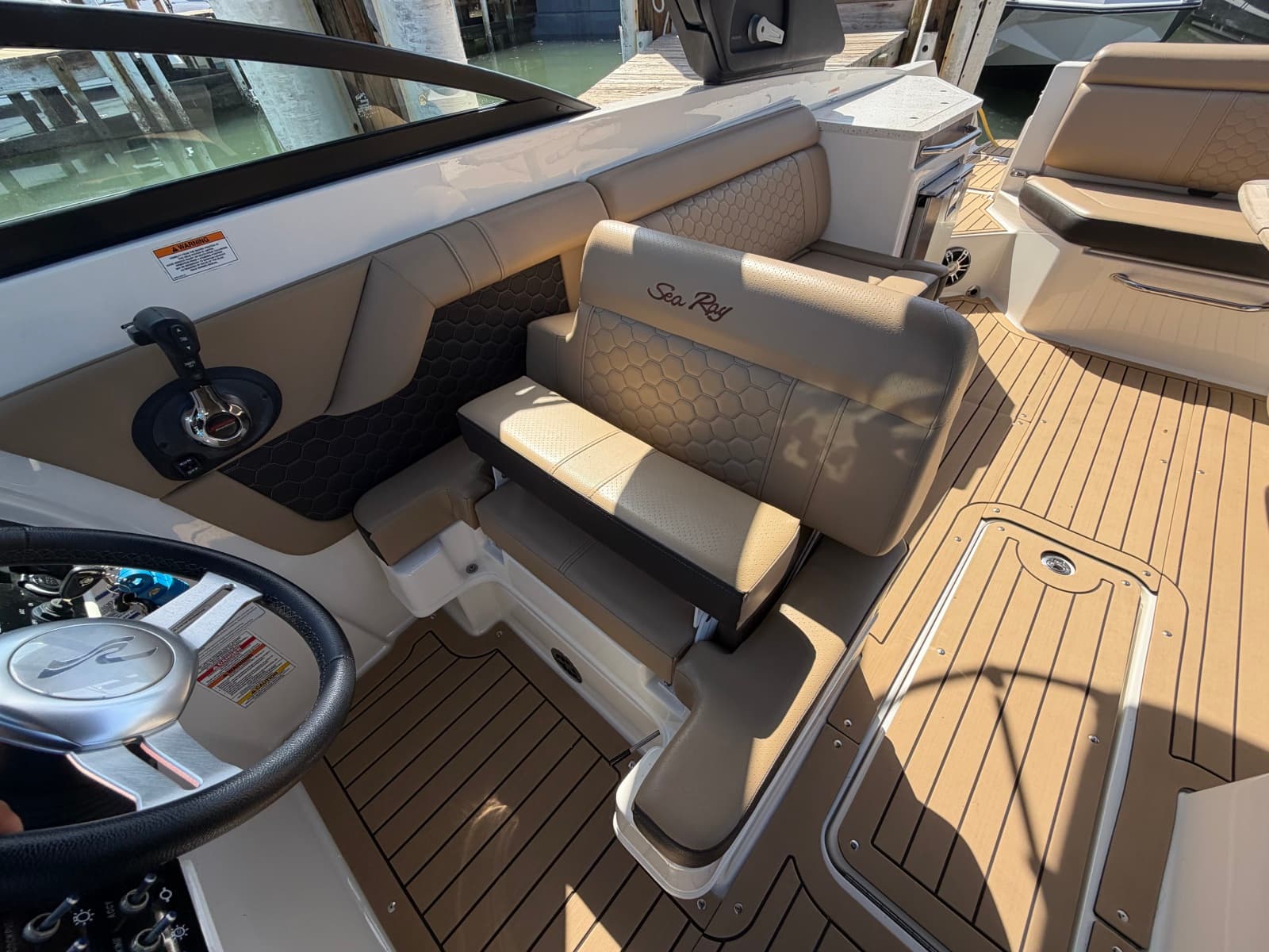 2021 Sea Ray 290 SDX - Photo 60