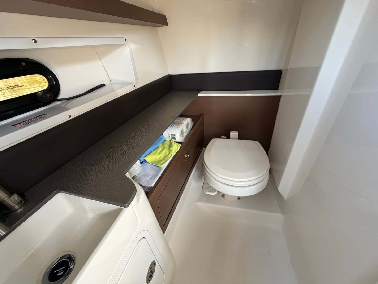 2021 Sea Ray 290 SDX - Photo 34