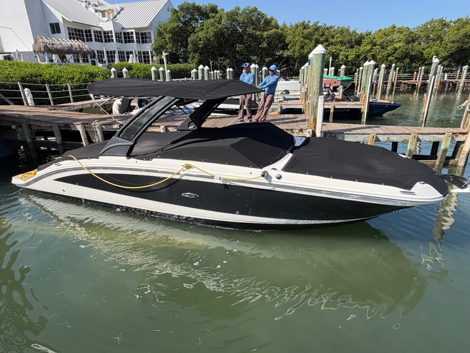 2021 Sea Ray 290 SDX - Photo 1