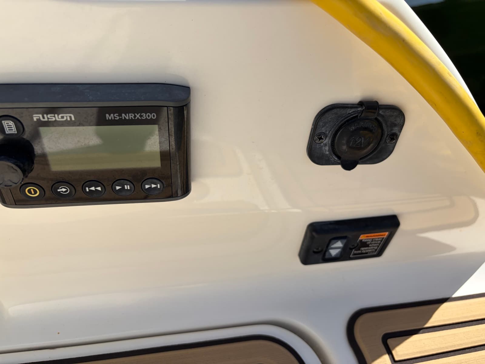 2021 Sea Ray 290 SDX - Photo 20