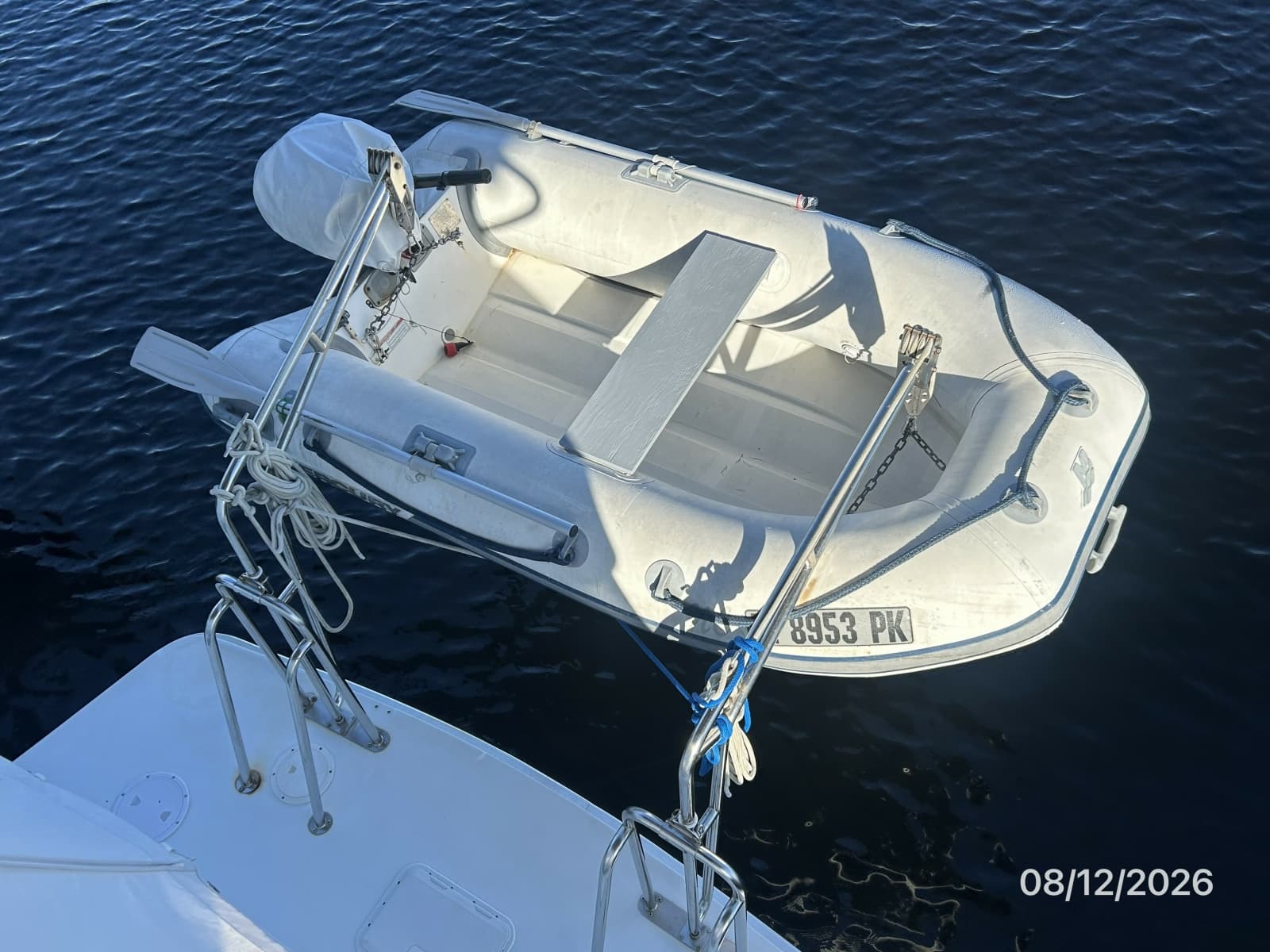 2002 Mainship 390 - Photo 48