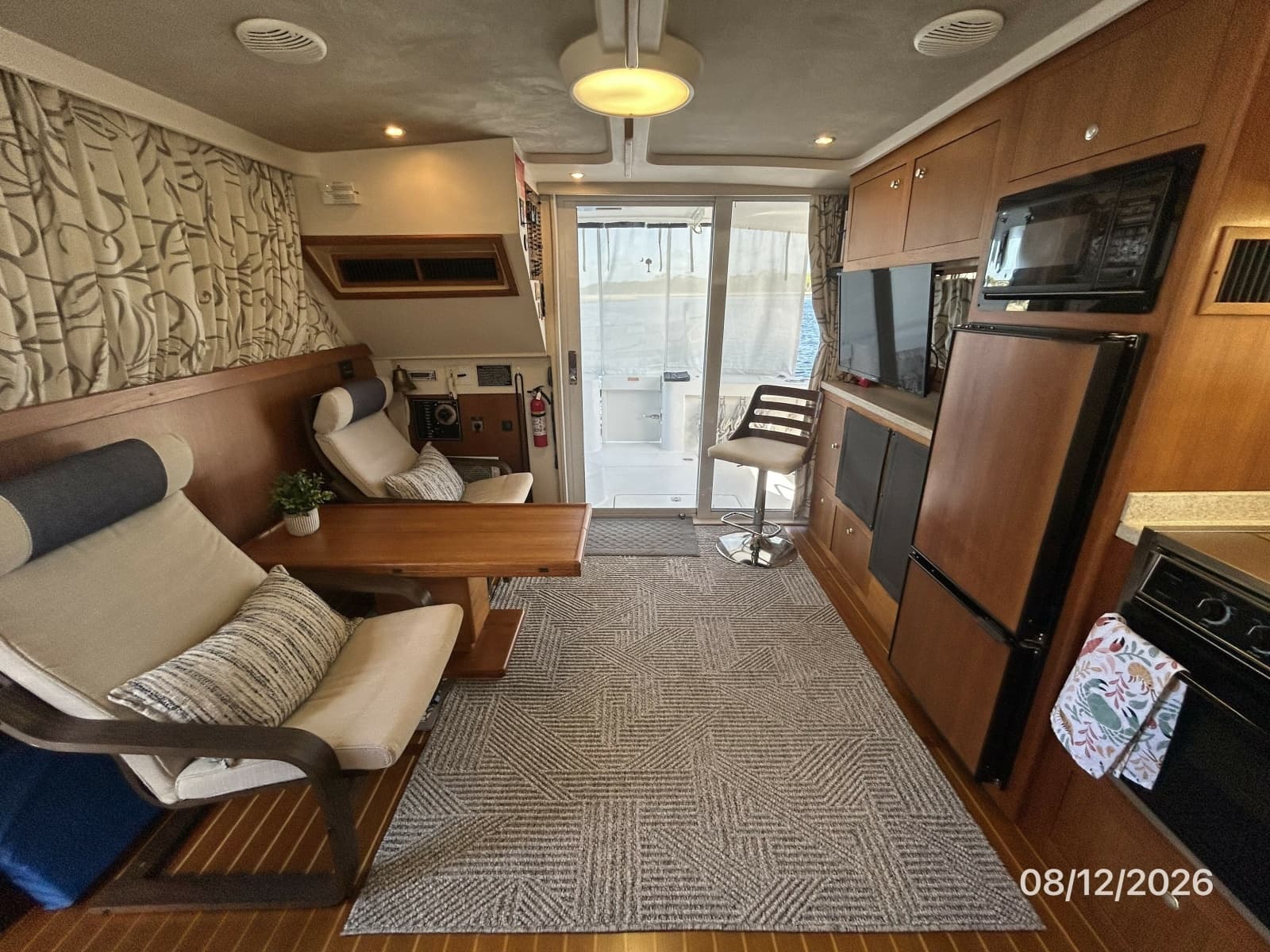 2002 Mainship 390 - Photo 51