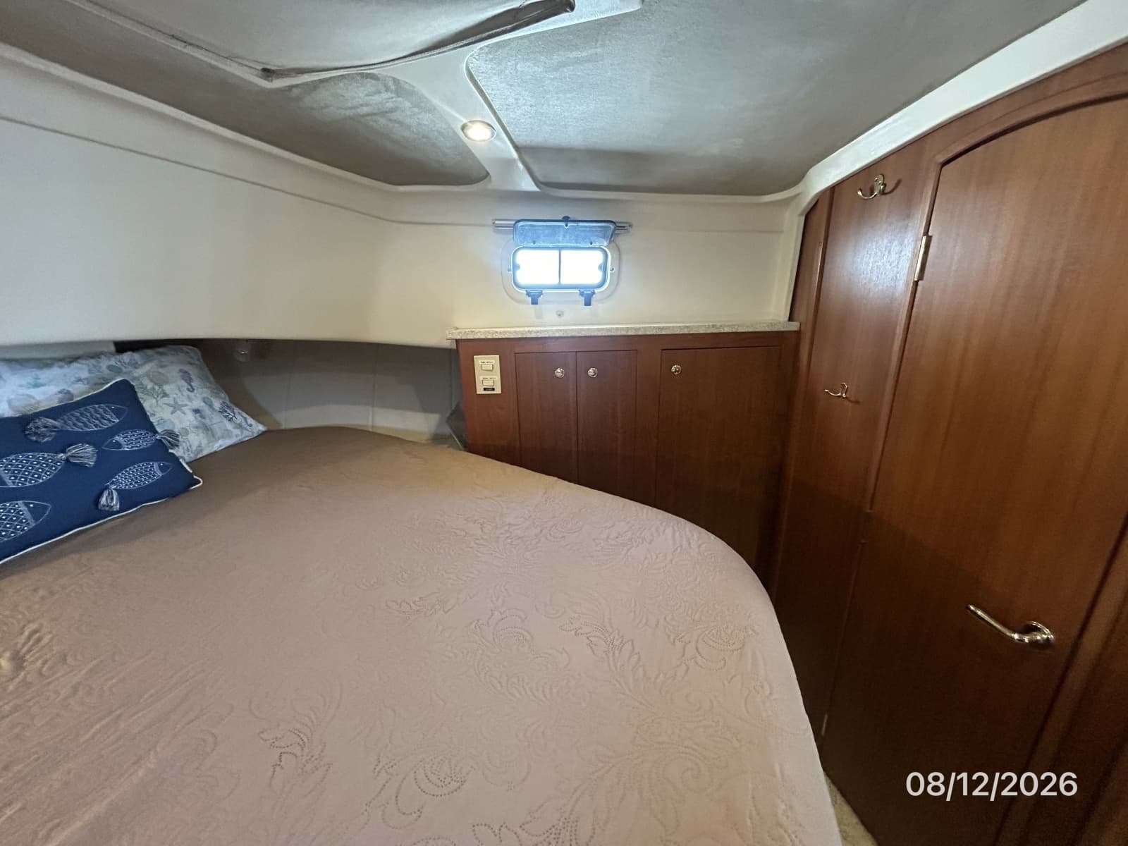 2002 Mainship 390 - Photo 62