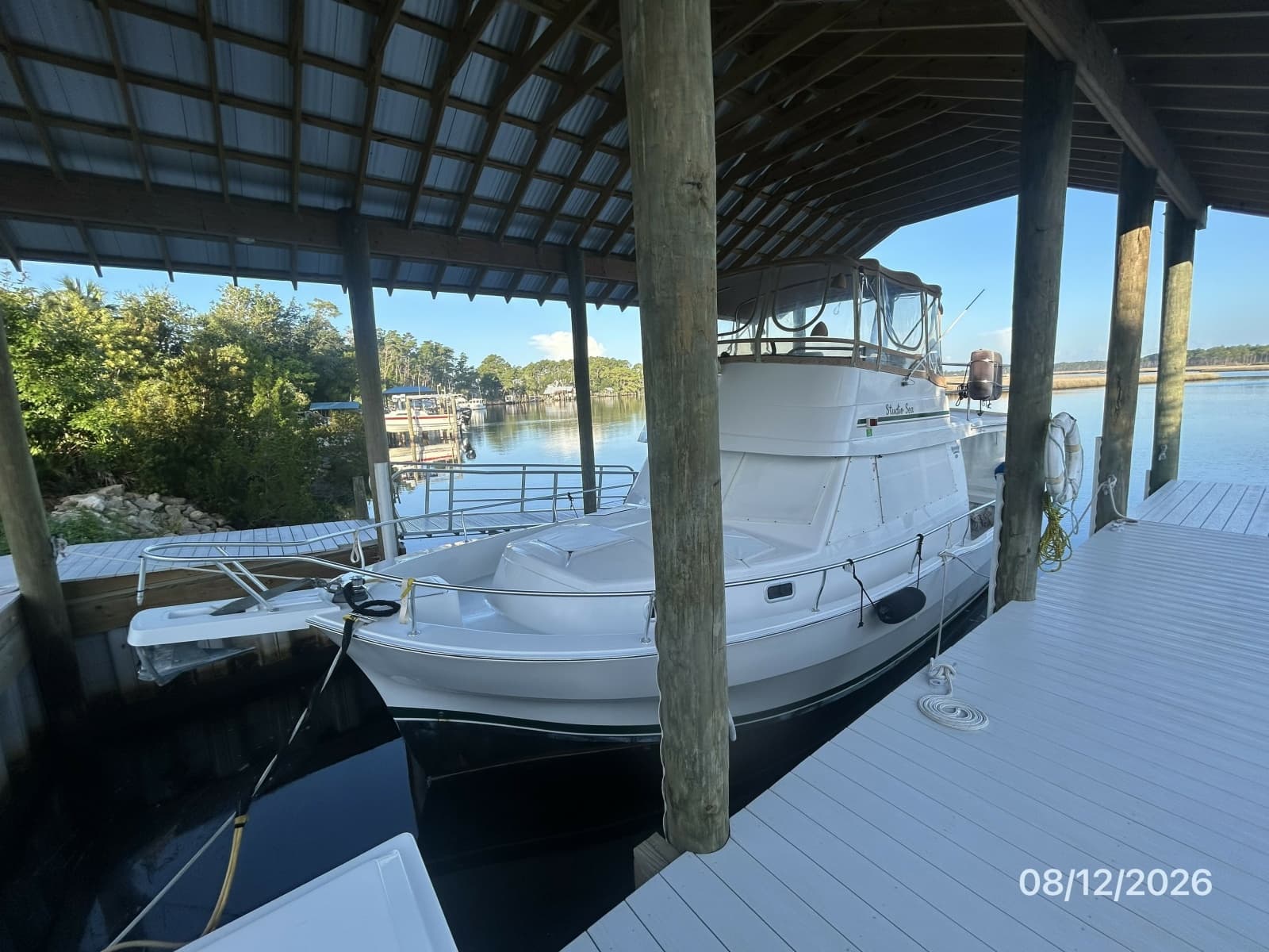 2002 Mainship 390 - Photo 6