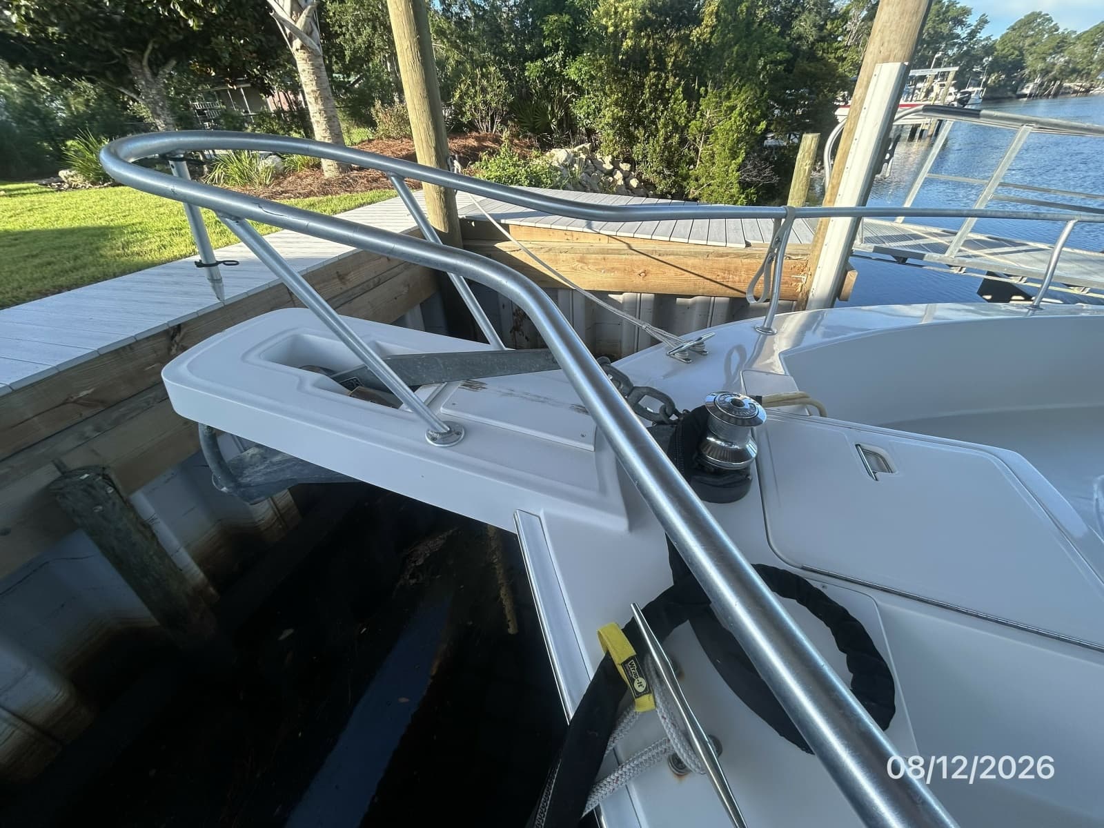2002 Mainship 390 - Photo 9