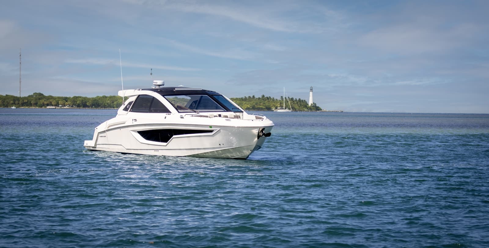 2021 Cruisers Yachts 42 GLS OB - Photo 4