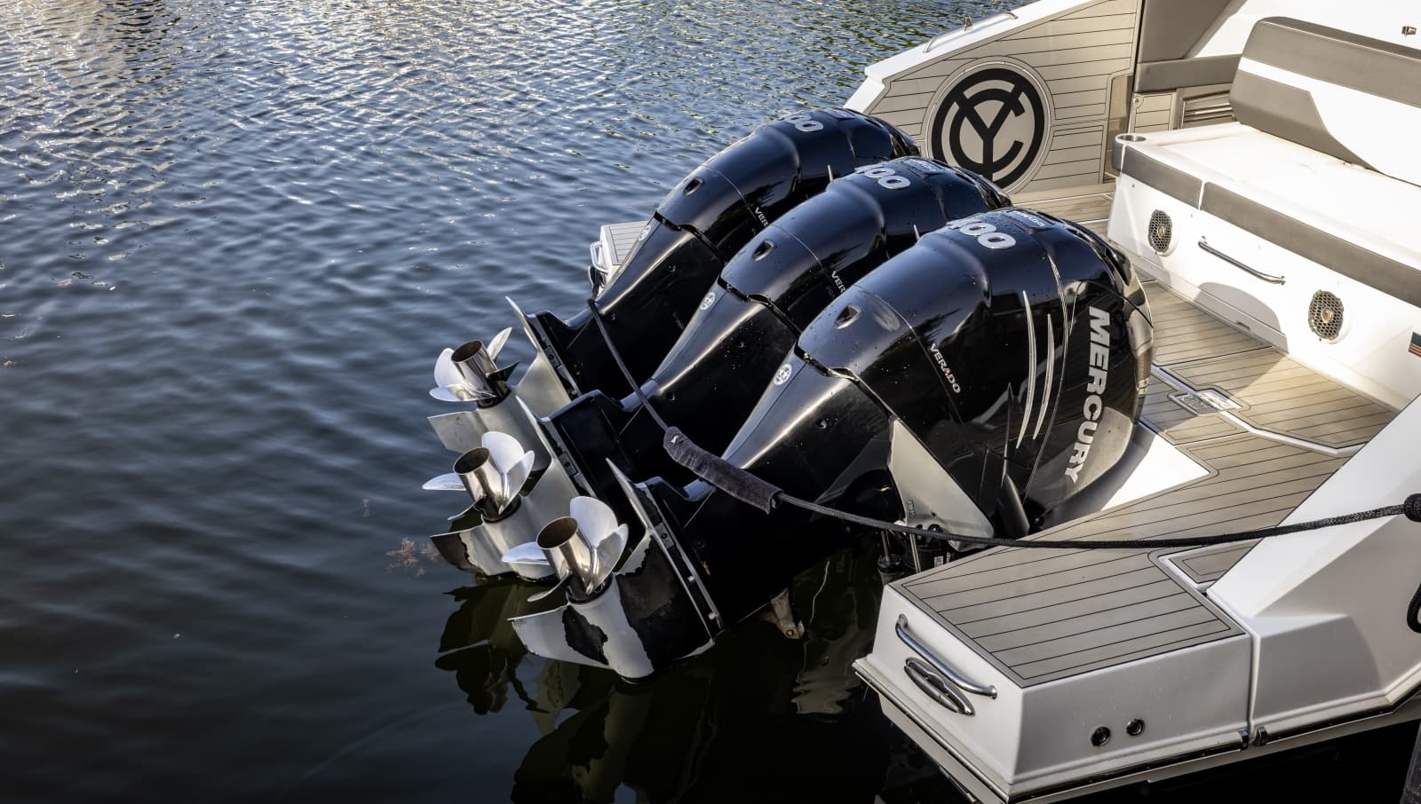 2021 Cruisers Yachts 42 GLS OB - Photo 14