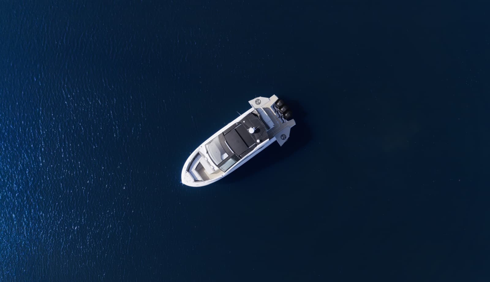 2021 Cruisers Yachts 42 GLS OB - Photo 30