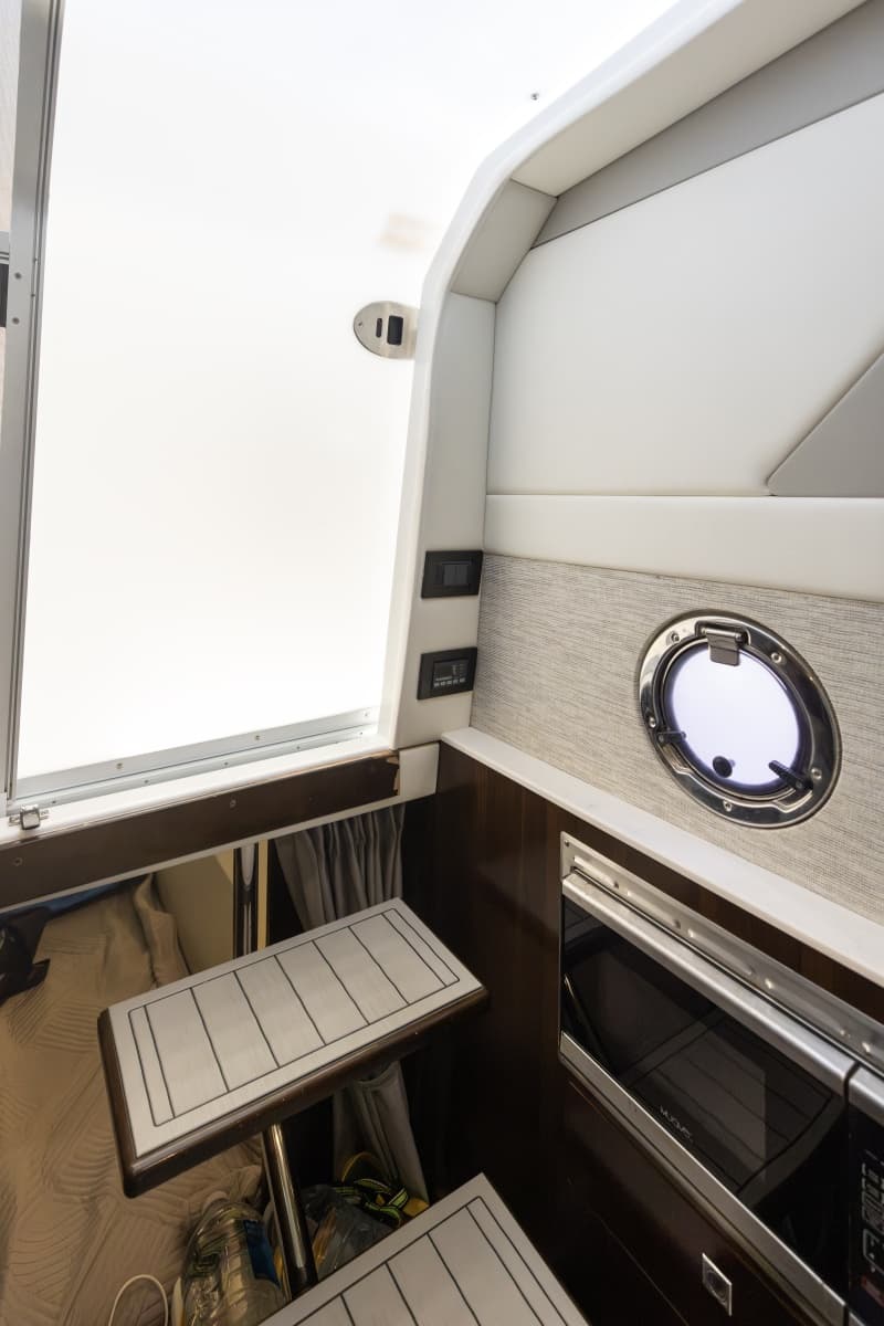 2021 Cruisers Yachts 42 GLS OB - Photo 15