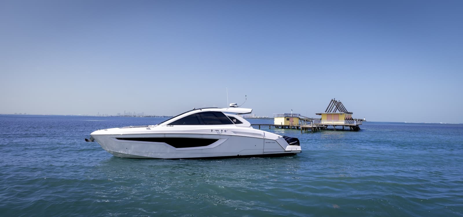 2021 Cruisers Yachts 42 GLS OB - Photo 3