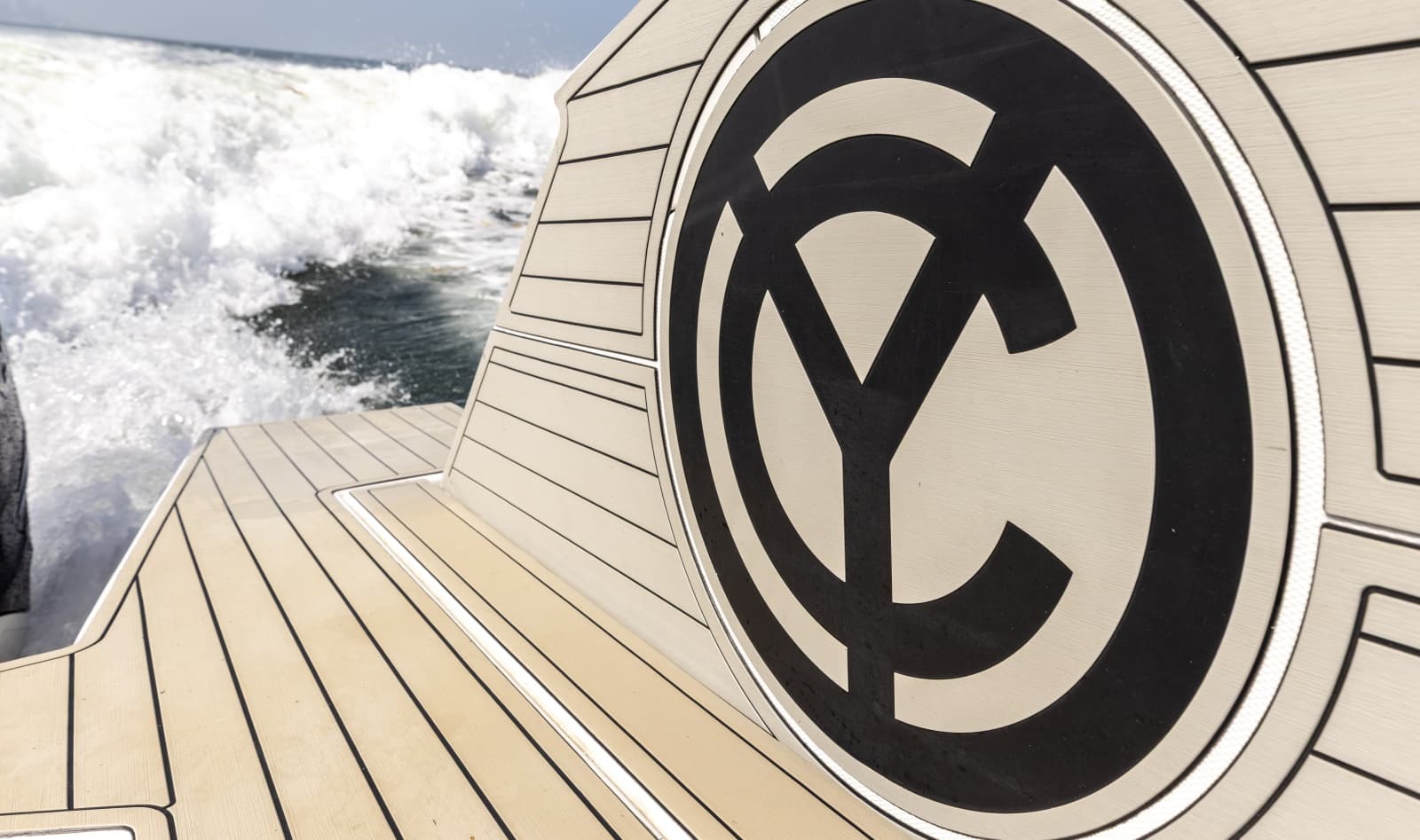 2021 Cruisers Yachts 42 GLS OB - Photo 22