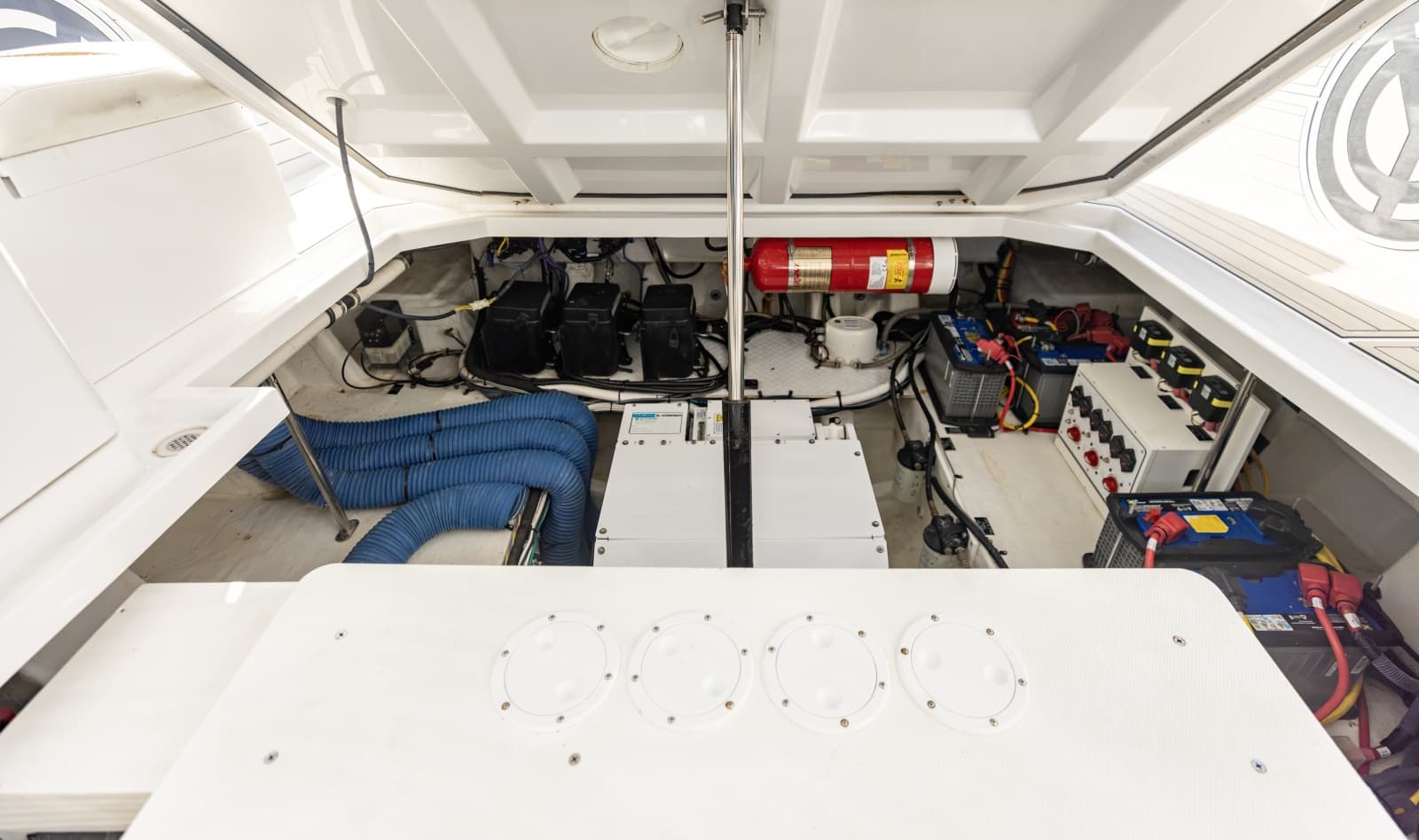 2021 Cruisers Yachts 42 GLS OB - Photo 25