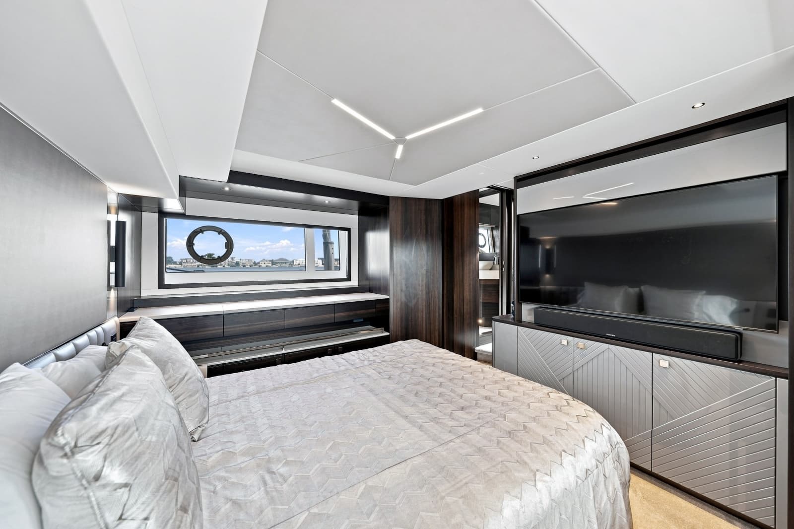 2025 Sunseeker Manhattan 55 - Photo 25