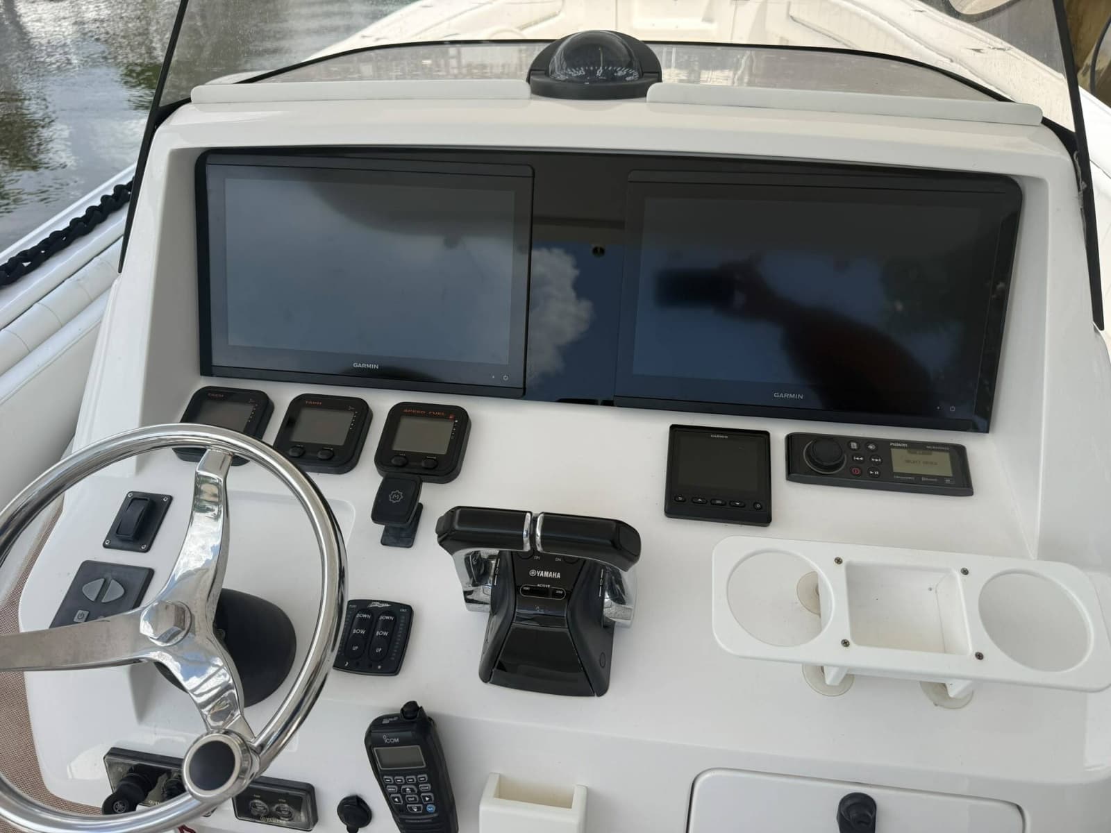 2011 Intrepid  - Photo 88
