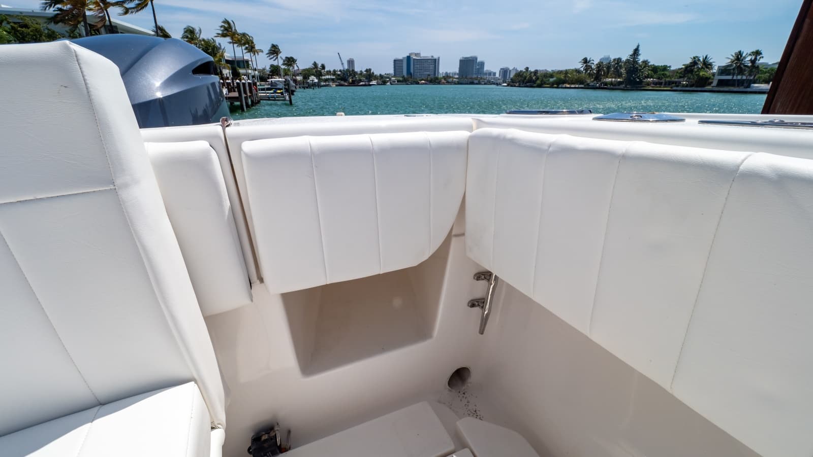 2011 Intrepid  - Photo 18
