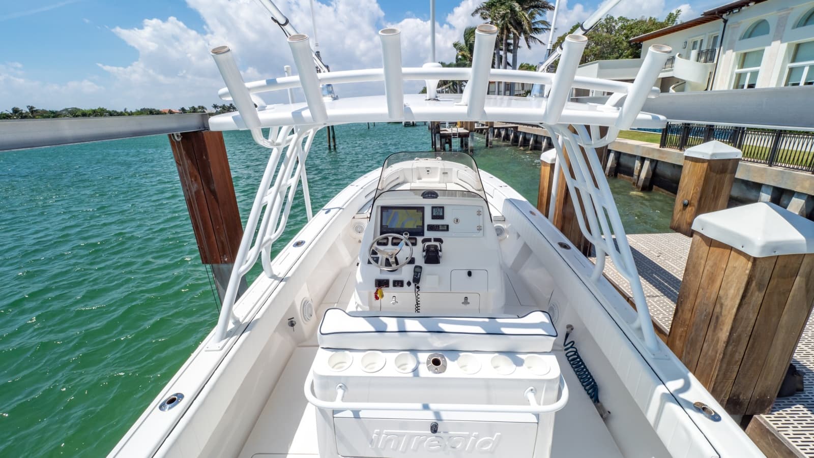 2011 Intrepid  - Photo 37