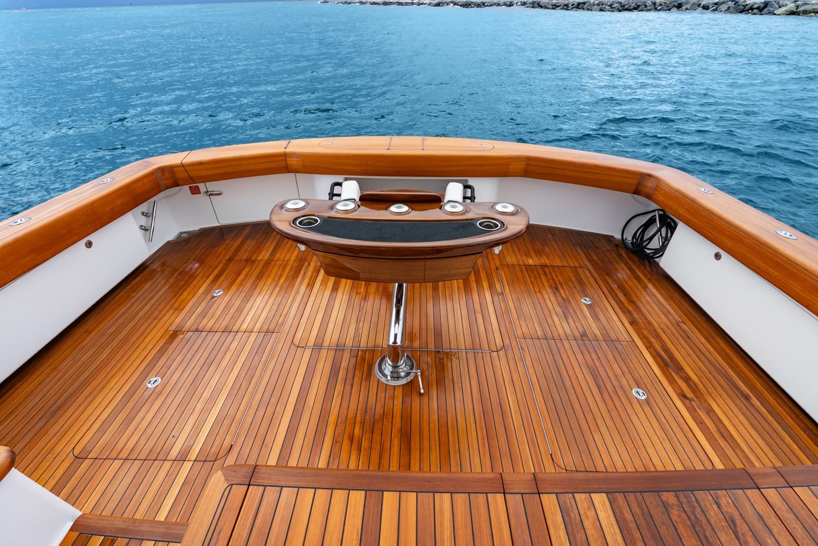 2024 Viking 72 Convertible - Photo 29