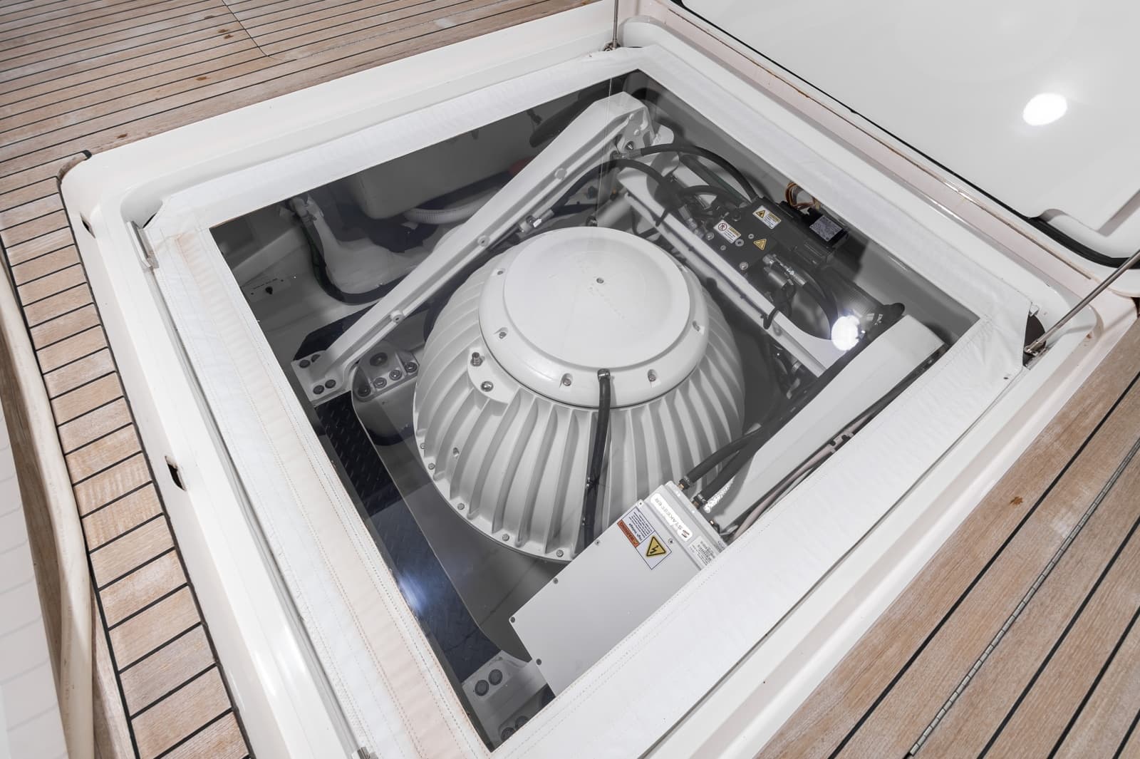 2024 Viking 72 Convertible - Photo 66