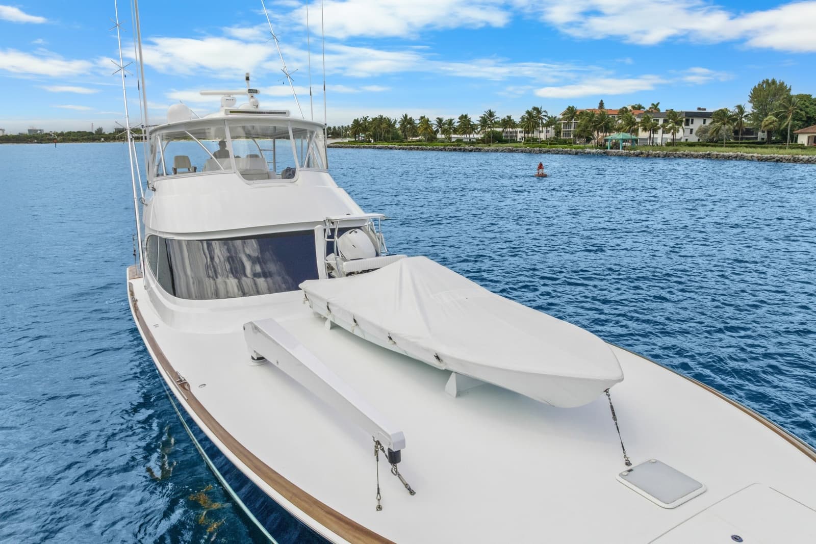 2024 Viking 72 Convertible - Photo 8