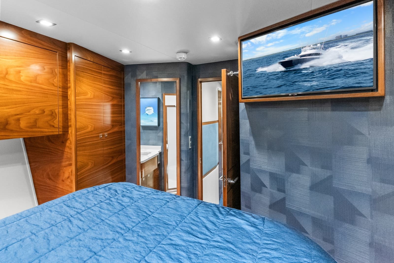 2024 Viking 72 Convertible - Photo 96