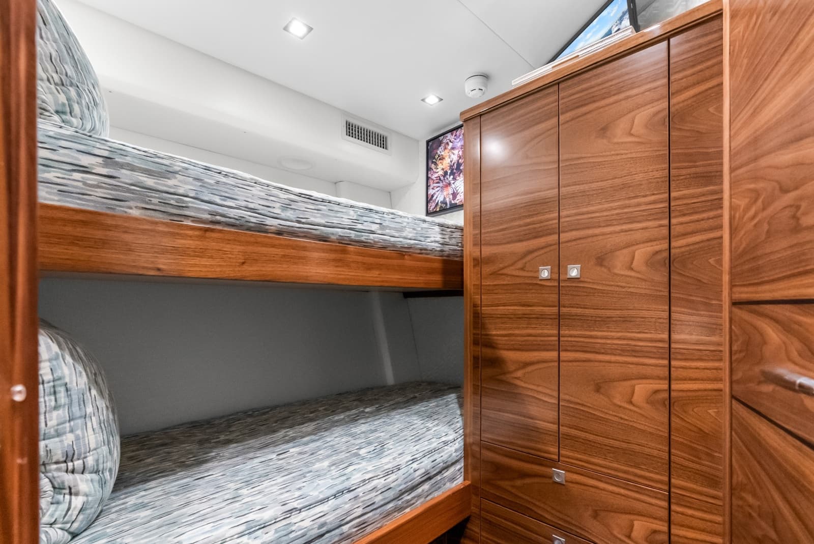 2024 Viking 72 Convertible - Photo 88