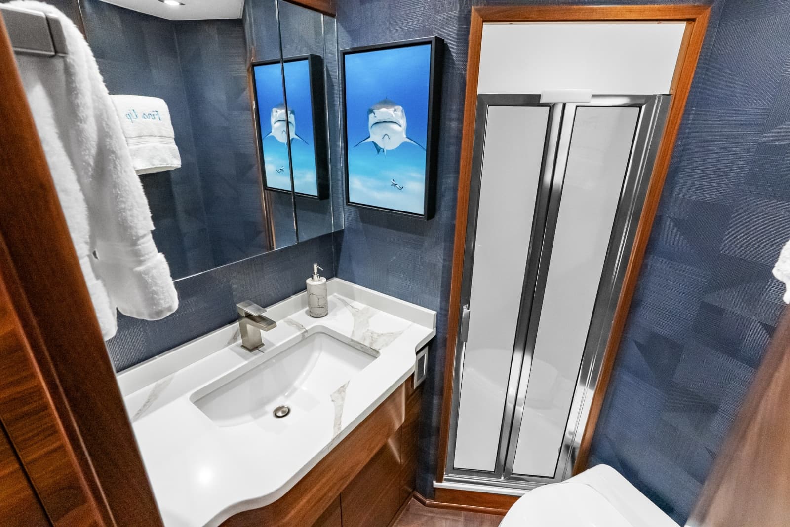 2024 Viking 72 Convertible - Photo 93