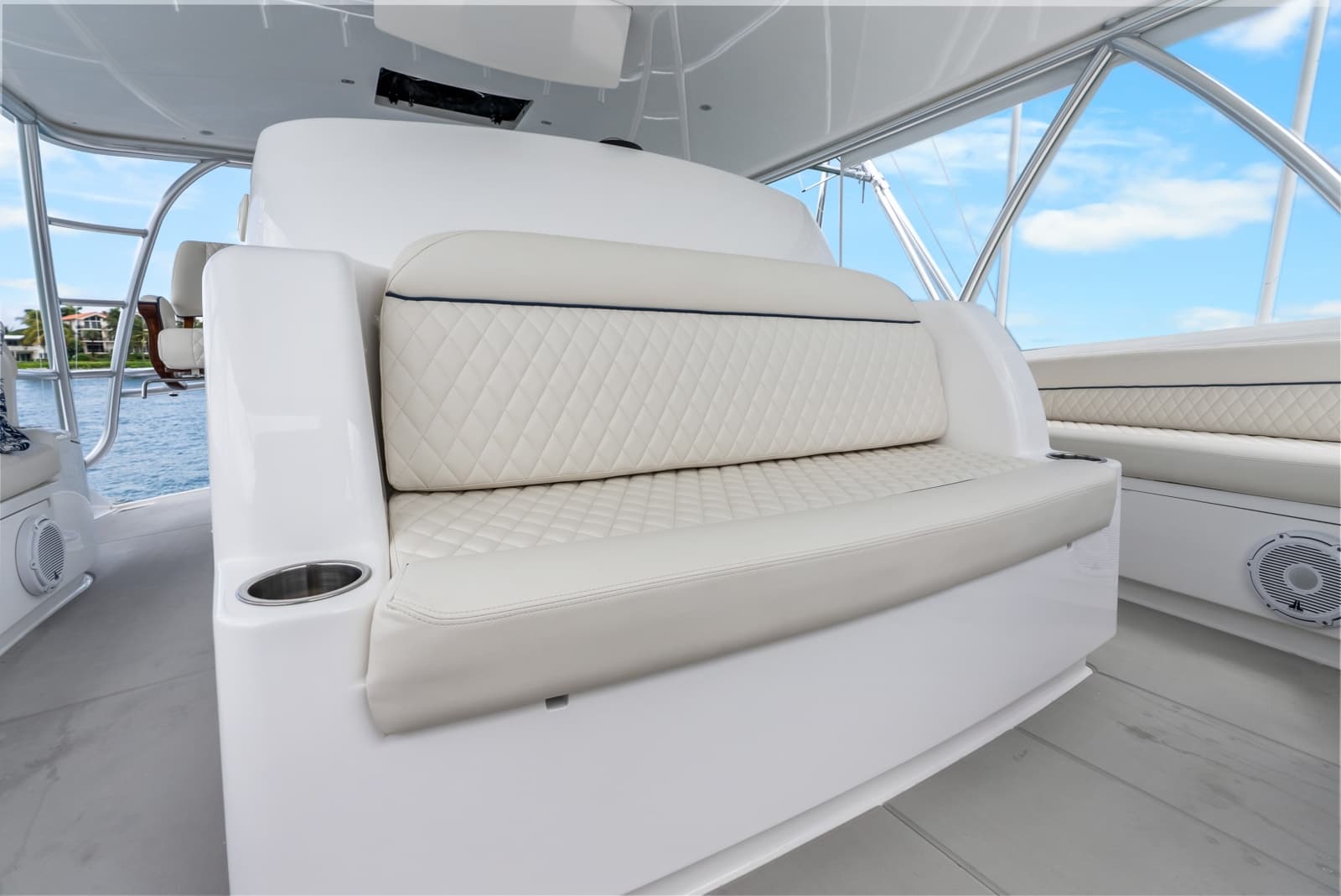 2024 Viking 72 Convertible - Photo 56