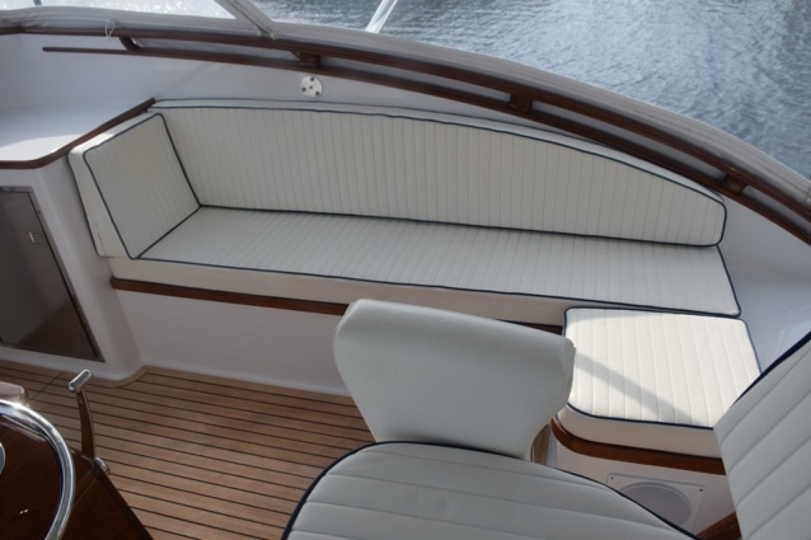 1990 Rybovich Express Sportfish - Photo 17
