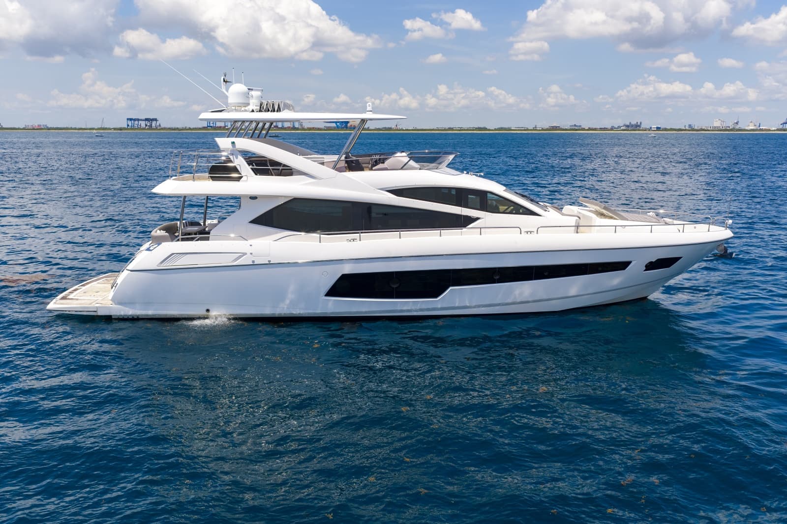 2017 Sunseeker 75 Yacht - Photo 11