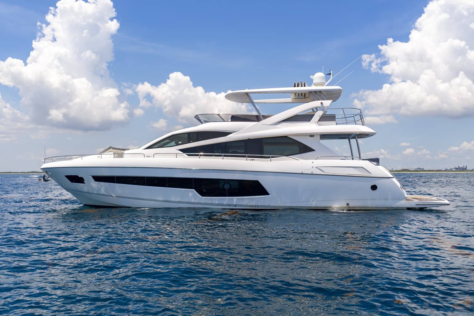 2017 Sunseeker 75 Yacht - Photo 1