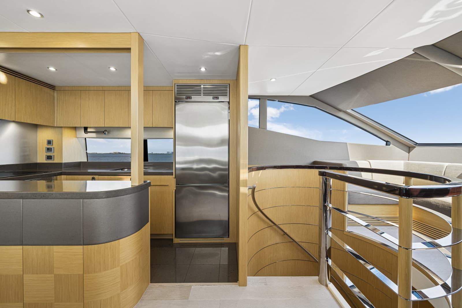 2017 Sunseeker 75 Yacht - Photo 47