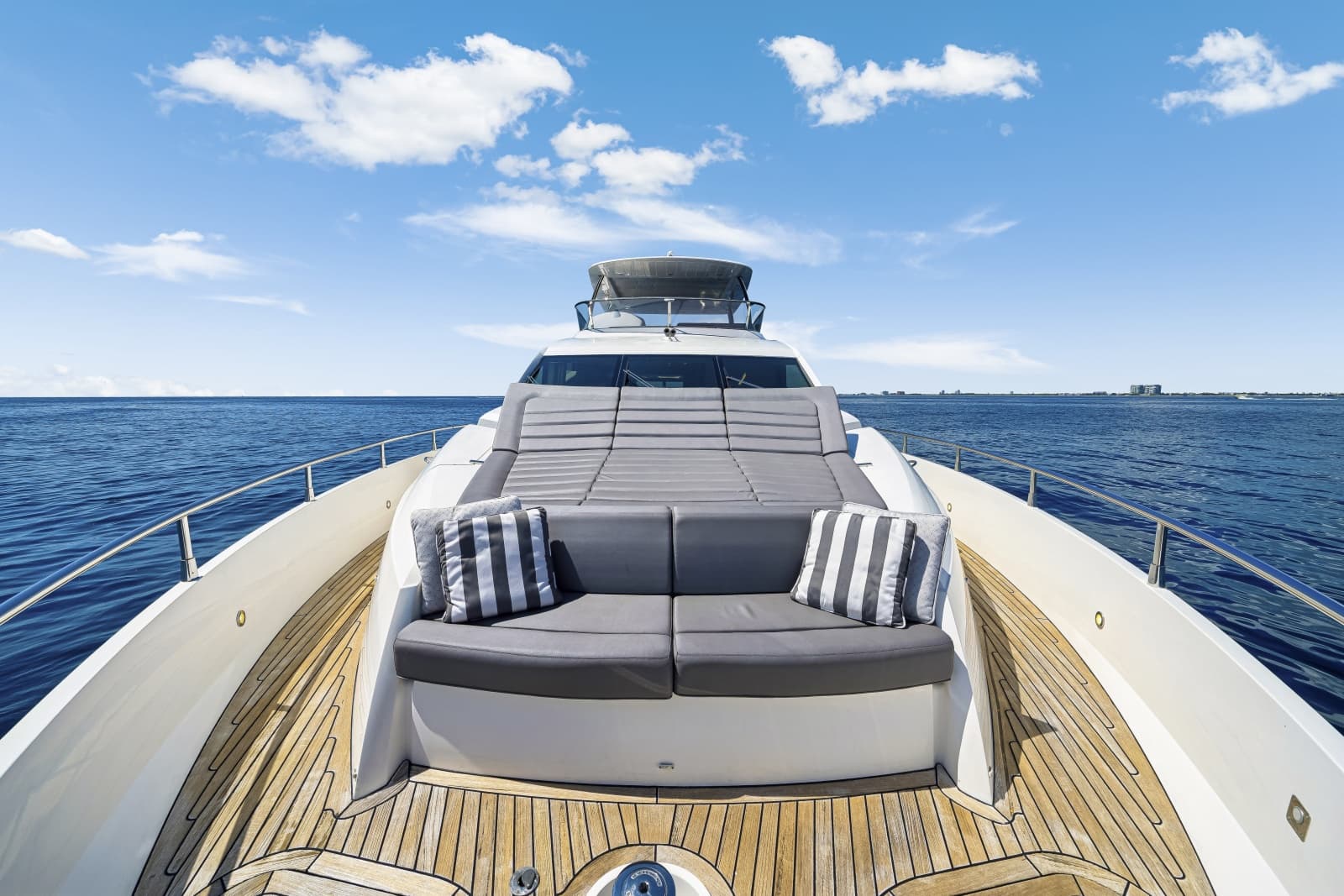 2017 Sunseeker 75 Yacht - Photo 16