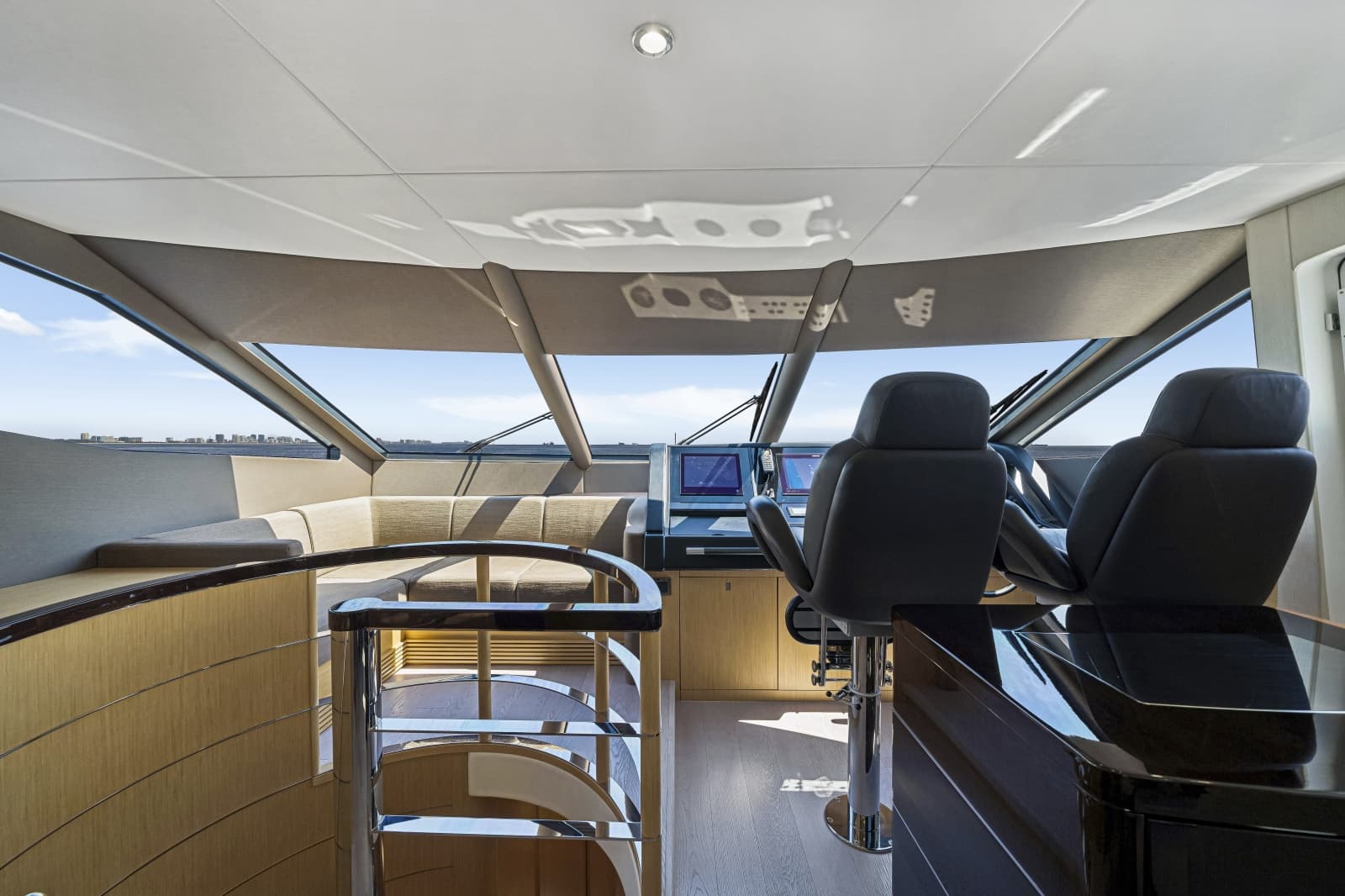 2017 Sunseeker 75 Yacht - Photo 49
