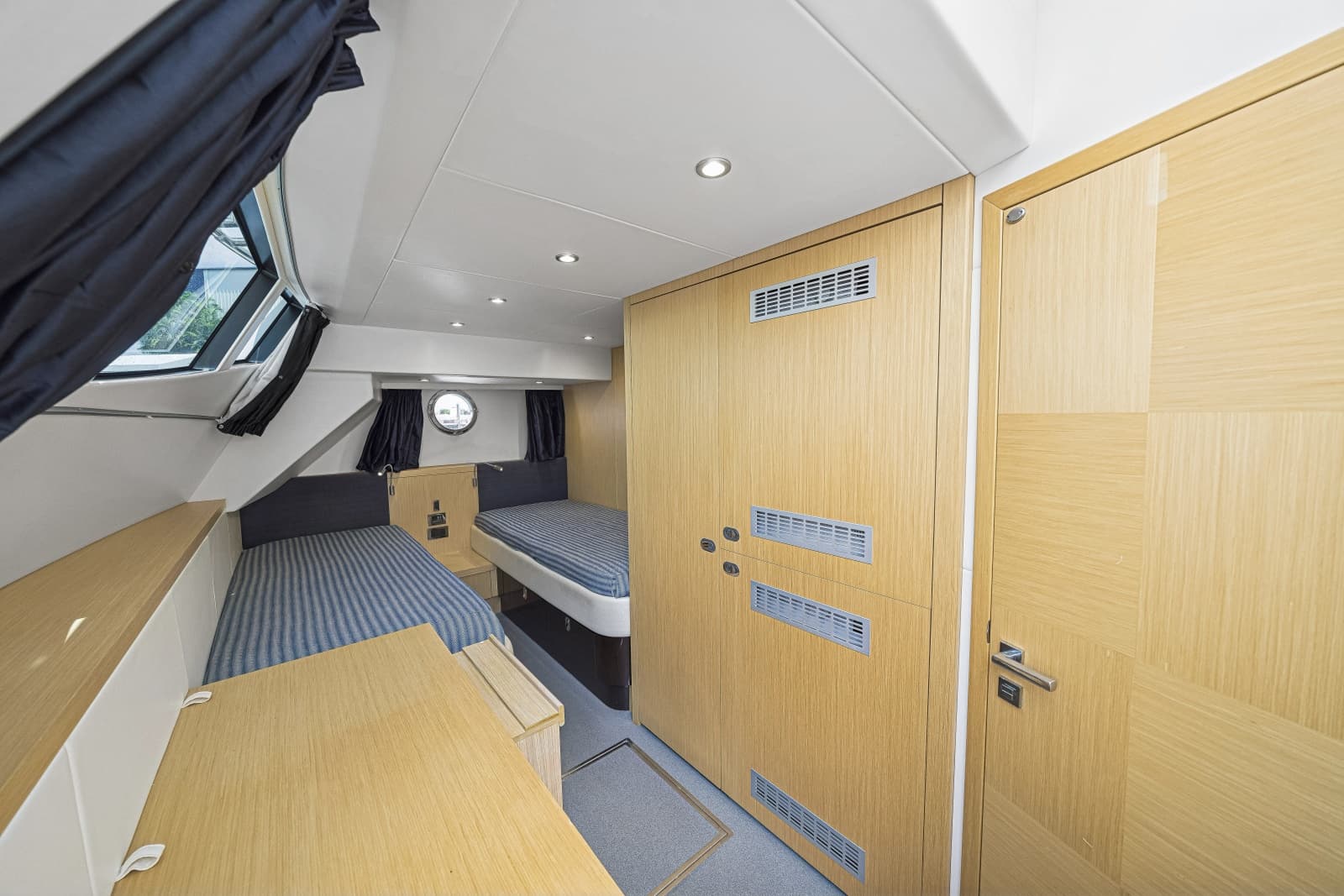 2017 Sunseeker 75 Yacht - Photo 72
