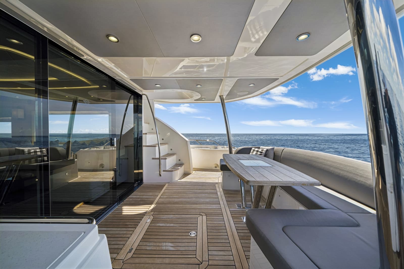 2017 Sunseeker 75 Yacht - Photo 22
