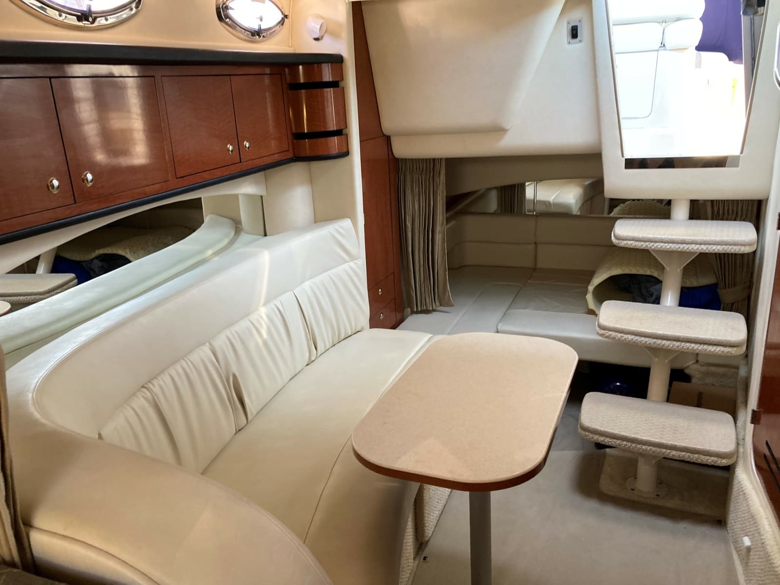 2004 Sea Ray 300 Sun Dancer - Photo 9