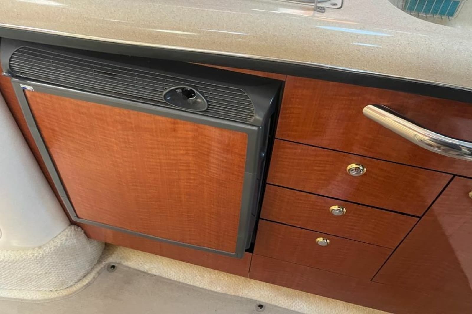 2004 Sea Ray 300 Sun Dancer - Photo 19