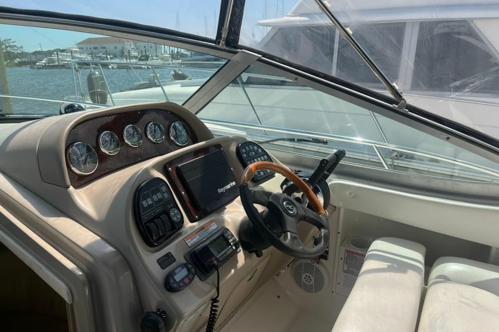 2004 Sea Ray 300 Sun Dancer - Photo 16