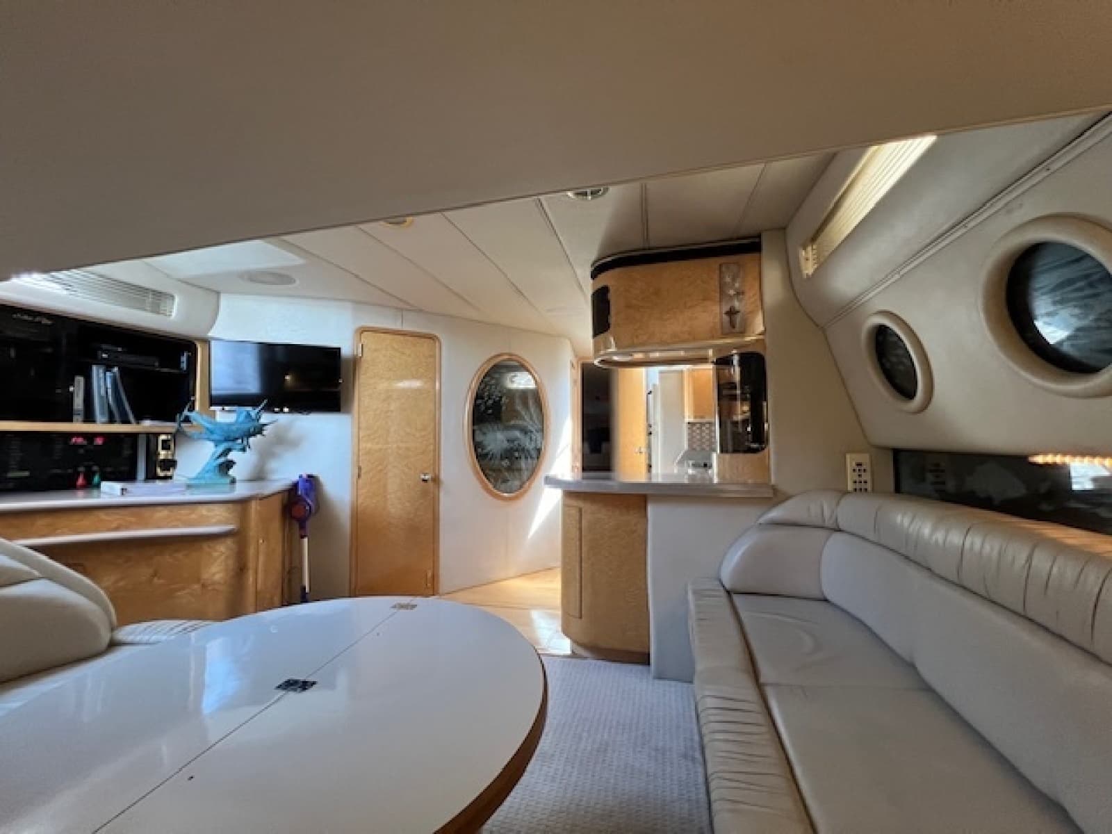 1997 Sea Ray 500 Sundancer - Photo 5