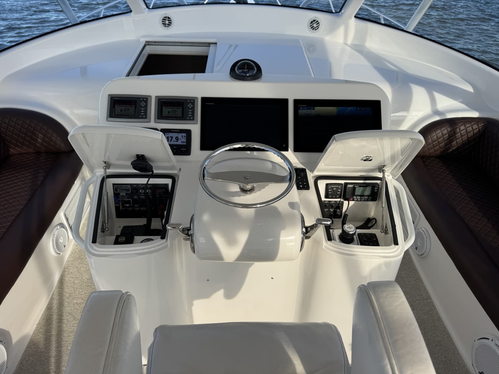 2014 Viking Boats 42 Open - Photo 17